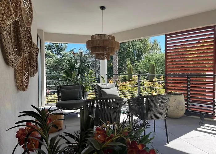 Horizon Bay - Pool - Fitness Room - Terrace